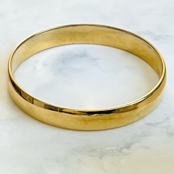 Monet Jewelry - VINTAGE Monet Bangle Bracelet